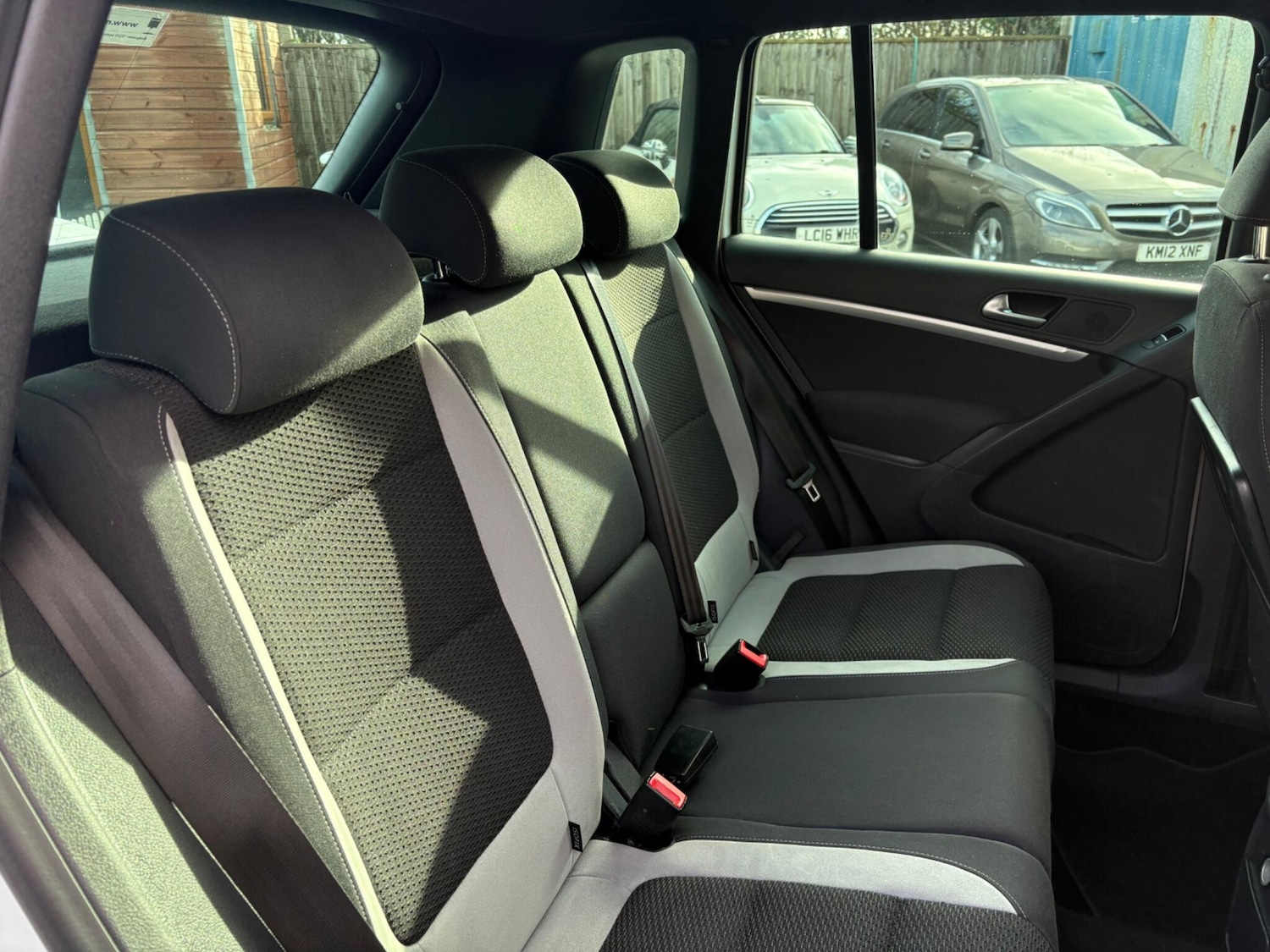 Used Volkswagen Tiguan 2015 for sale - 77040805: Photo 31