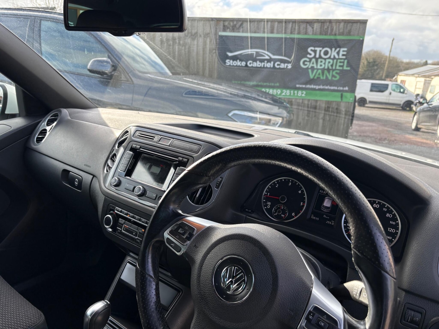 Used Volkswagen Tiguan 2015 for sale - 77040805: Photo 33