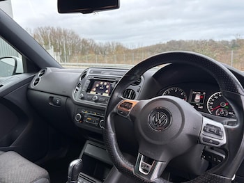 Used Volkswagen Tiguan 2015 for sale - 77040805: Photo