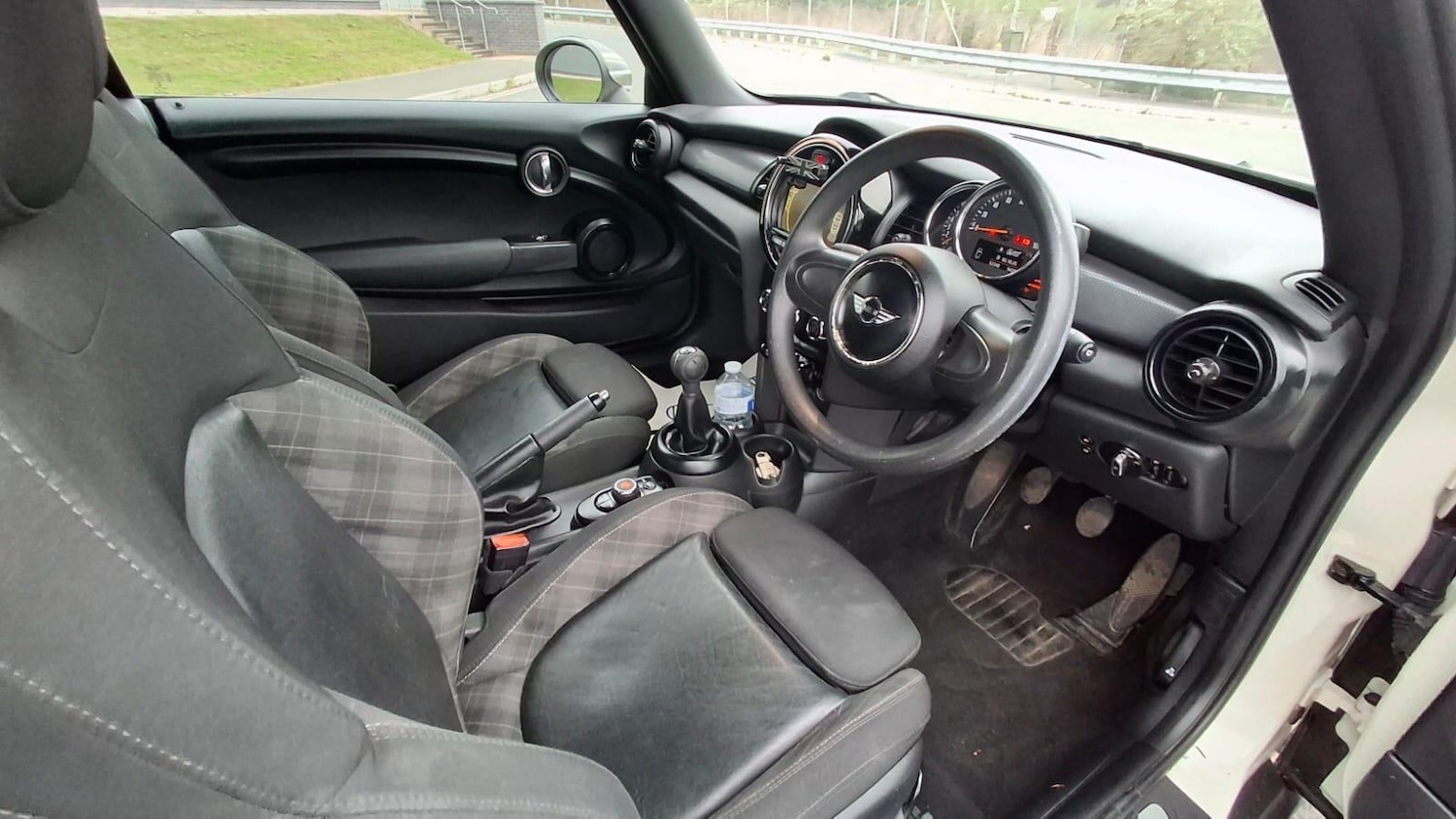 Used MINI Convertible 2016 for sale - 77330355: Photo 13