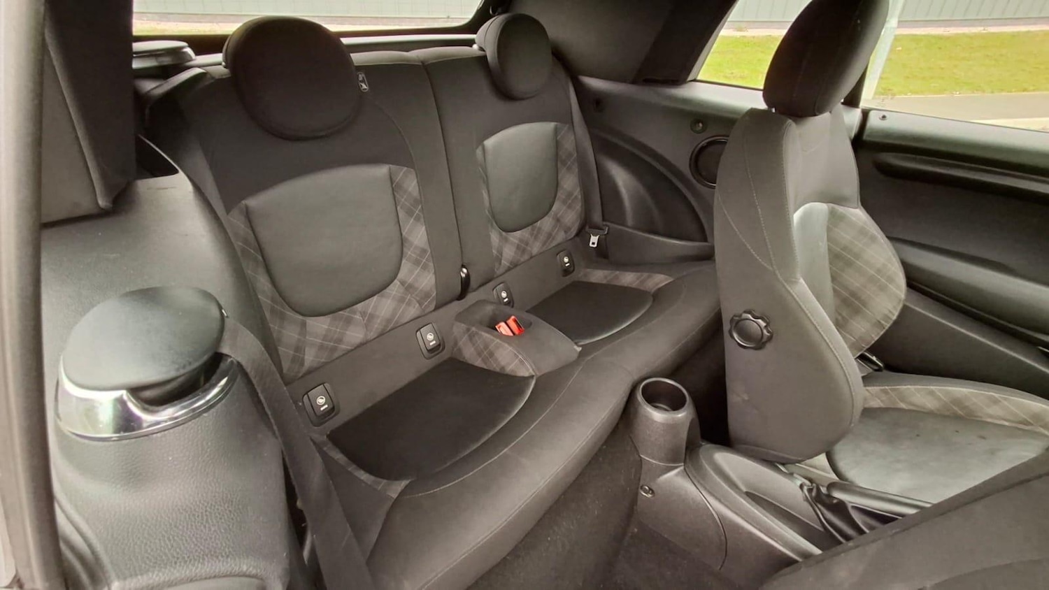 Used MINI Convertible 2016 for sale - 77330355: Photo 14