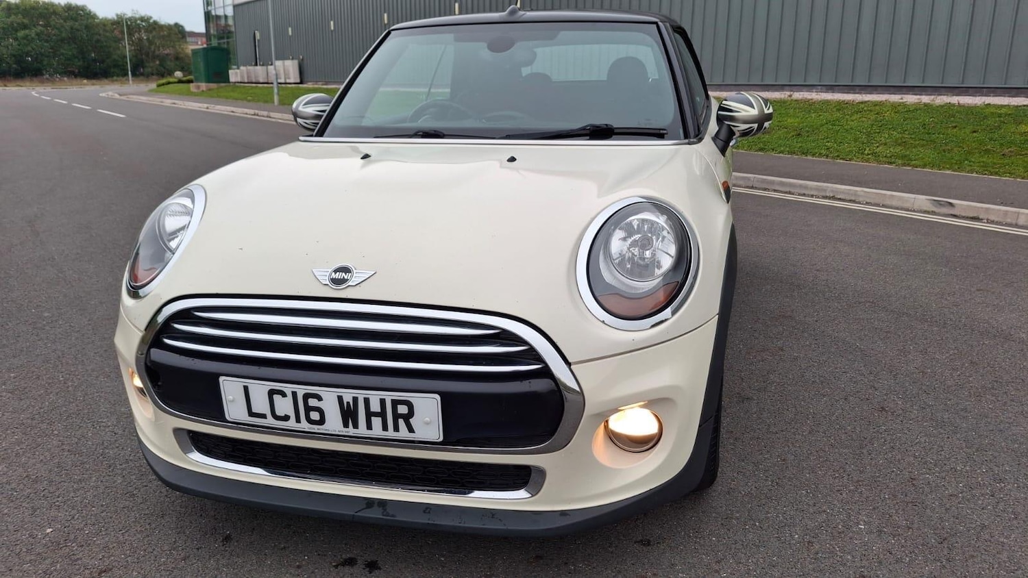 Used MINI Convertible 2016 for sale - 77330355: Photo 34
