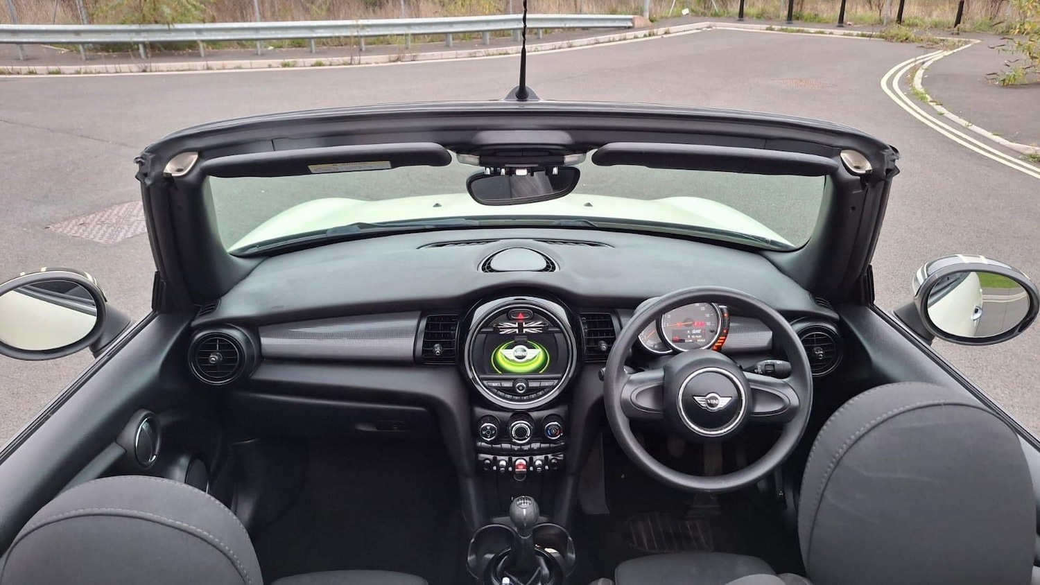 Used MINI Convertible 2016 for sale - 77330355: Photo 7