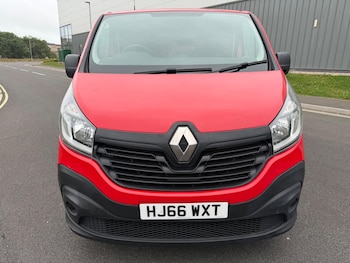 Used Renault Trafic 2016 for sale - 78959000: Photo