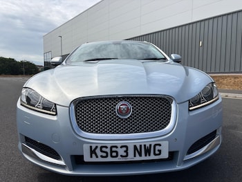 Used Jaguar XF 2014 for sale - 79464950: Photo