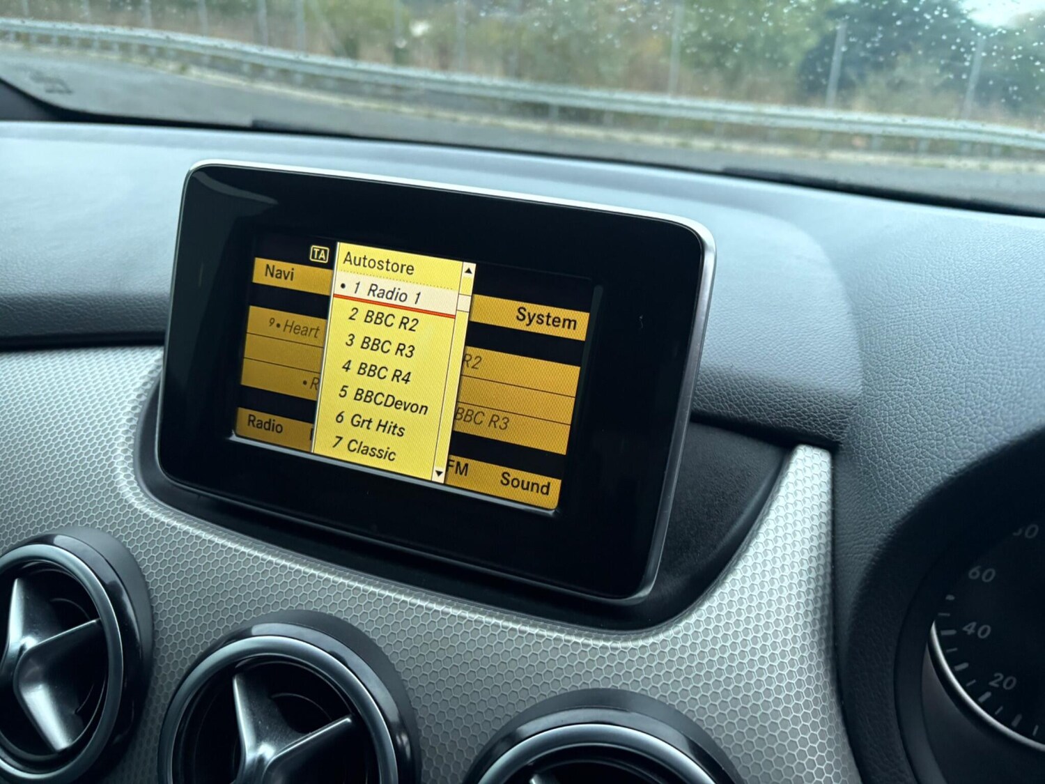 Used Mercedes-Benz B Class 2012 for sale - 76866297: Photo 21