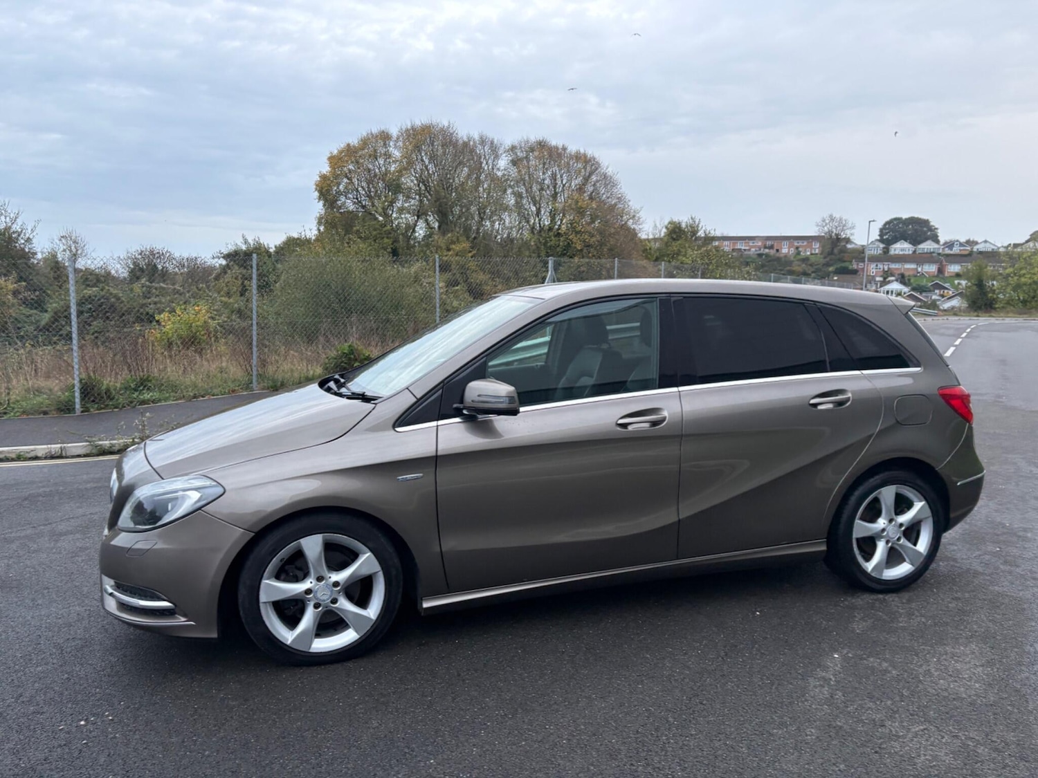 Used Mercedes-Benz B Class 2012 for sale - 76866297: Photo 31