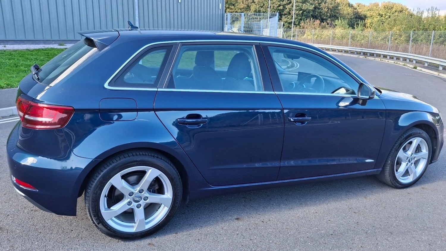 Used Audi A3 2017 for sale - 76865945: Photo 10