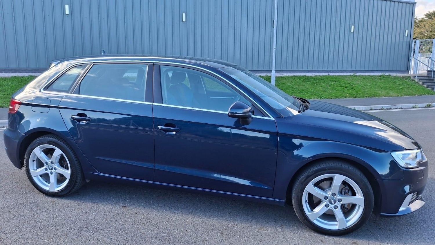 Used Audi A3 2017 for sale - 76865945: Photo 12