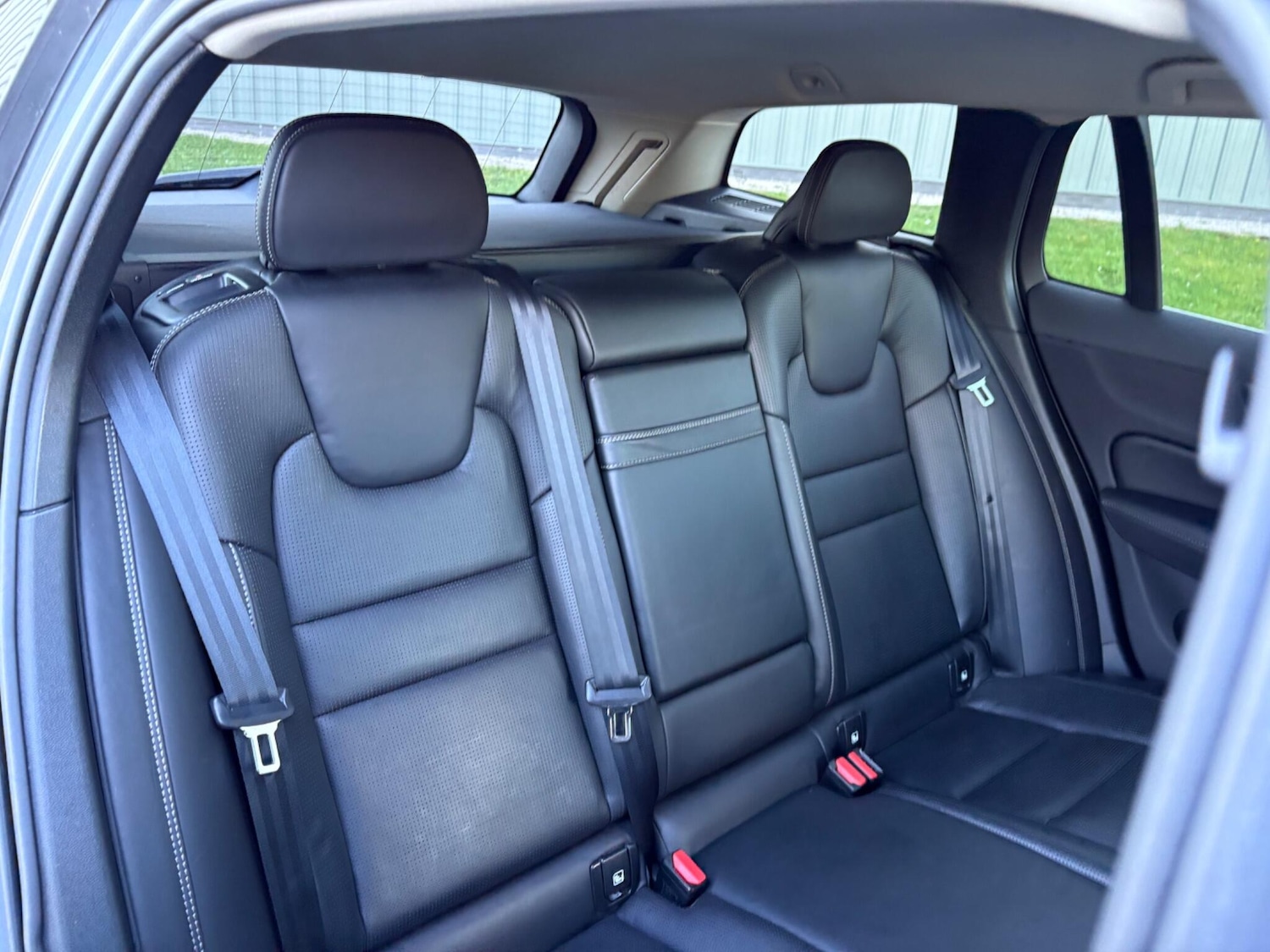 Used Volvo V60 2019 for sale - 78086117: Photo 17