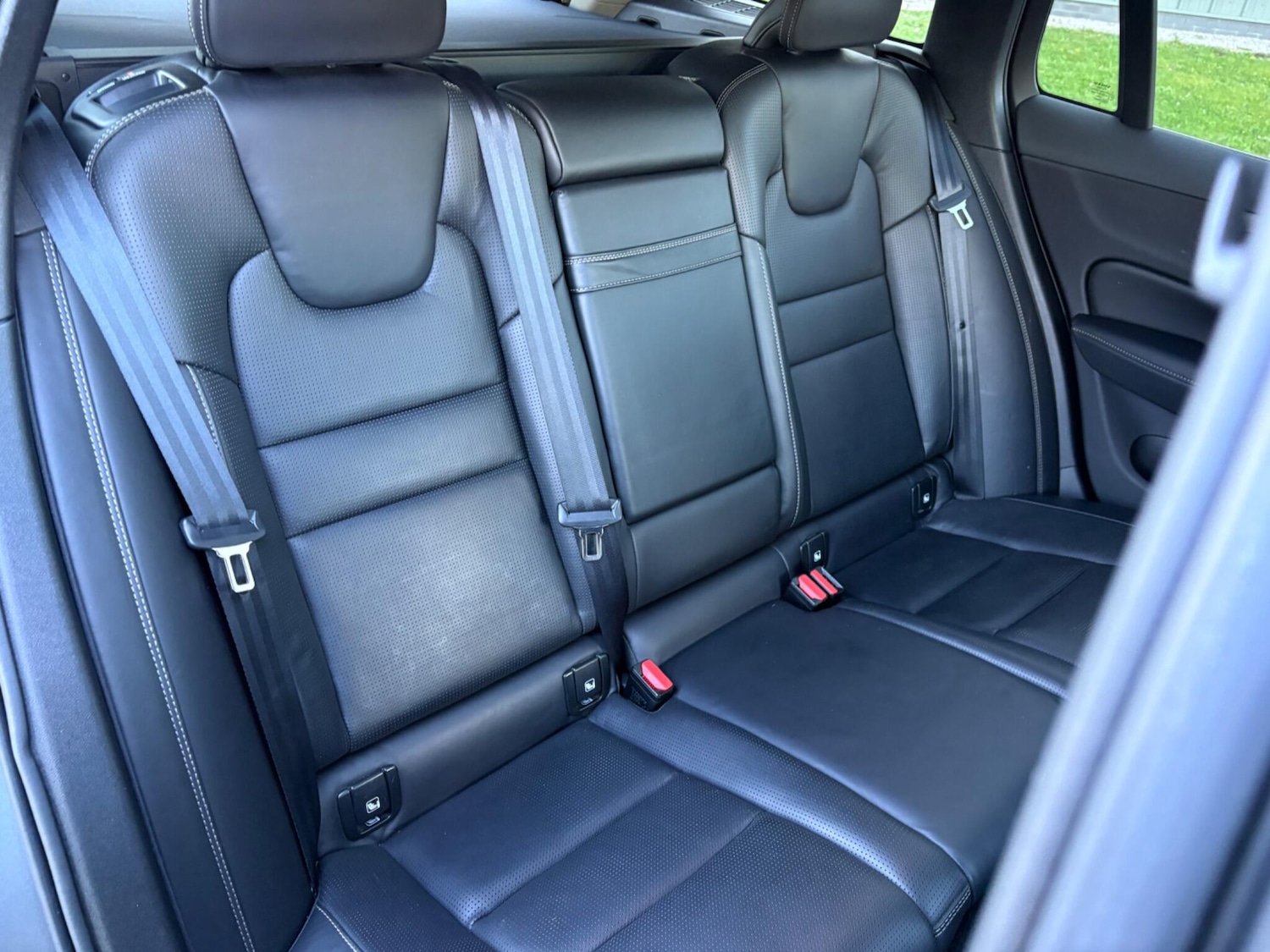 Used Volvo V60 2019 for sale - 78086117: Photo 18