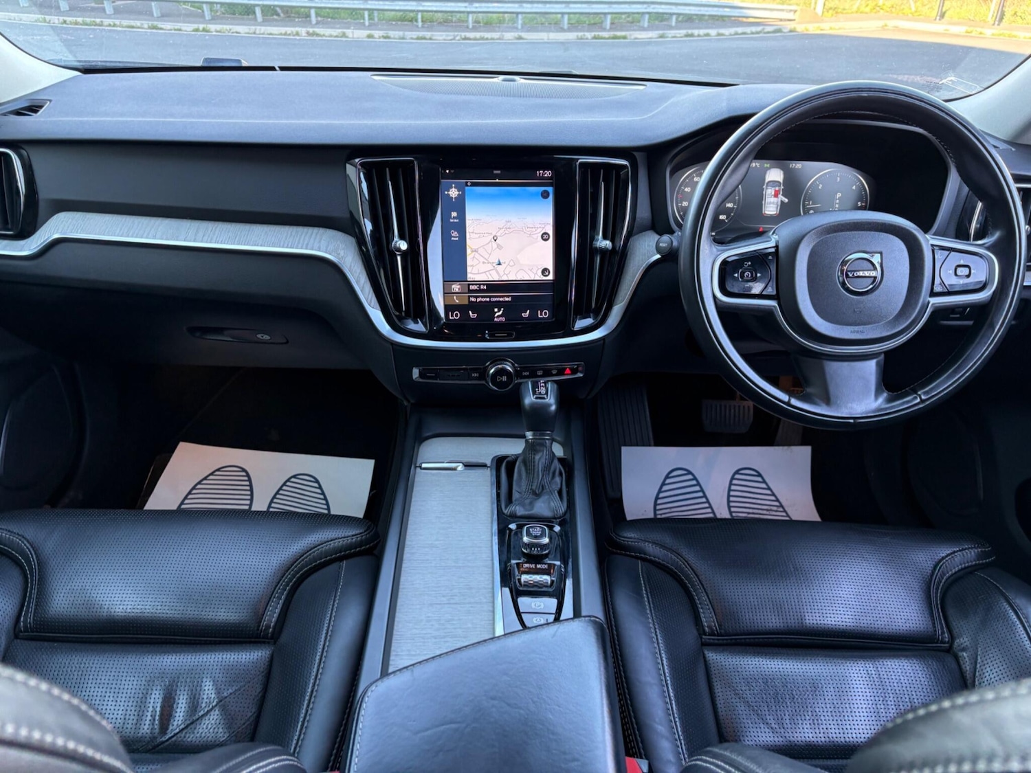 Used Volvo V60 2019 for sale - 78086117: Photo 2