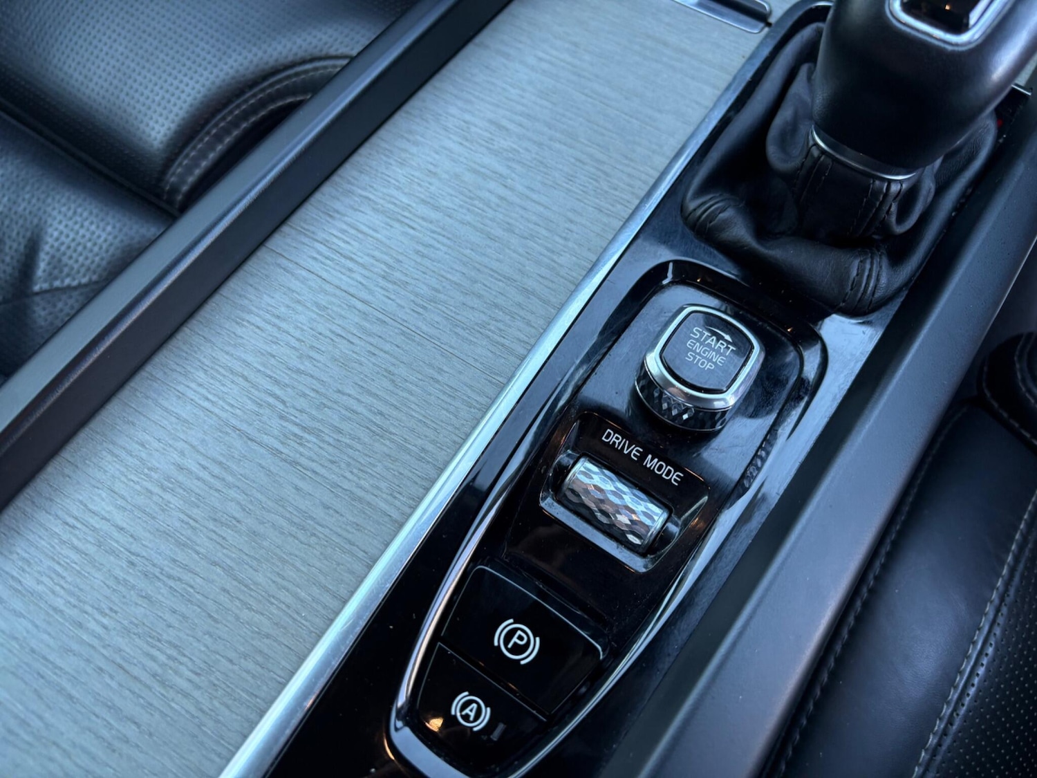 Used Volvo V60 2019 for sale - 78086117: Photo 23