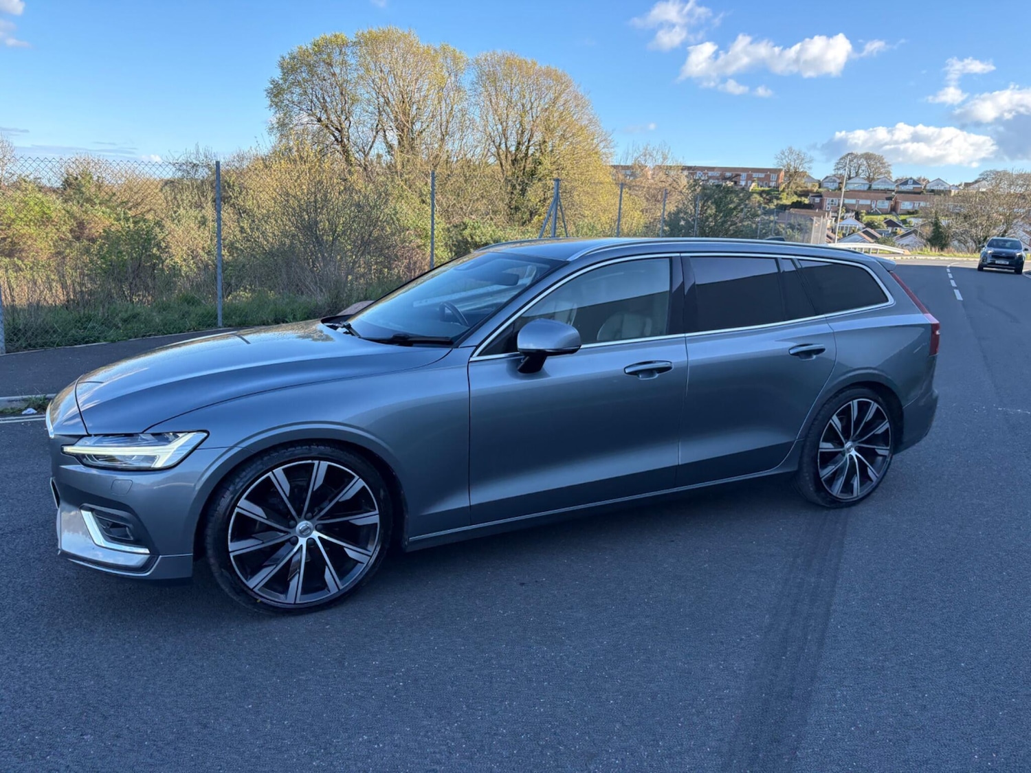 Used Volvo V60 2019 for sale - 78086117: Photo 44