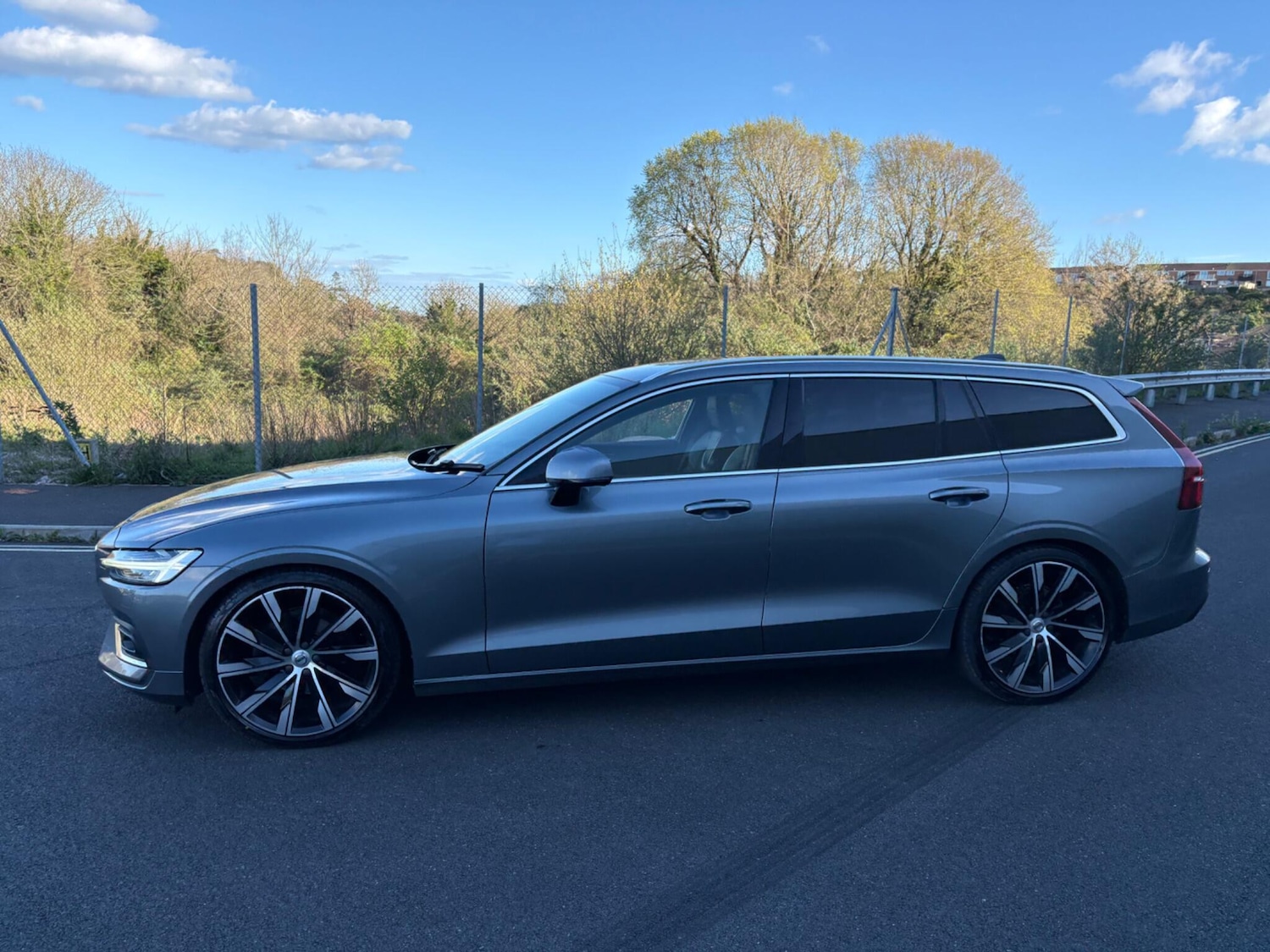 Used Volvo V60 2019 for sale - 78086117: Photo 46