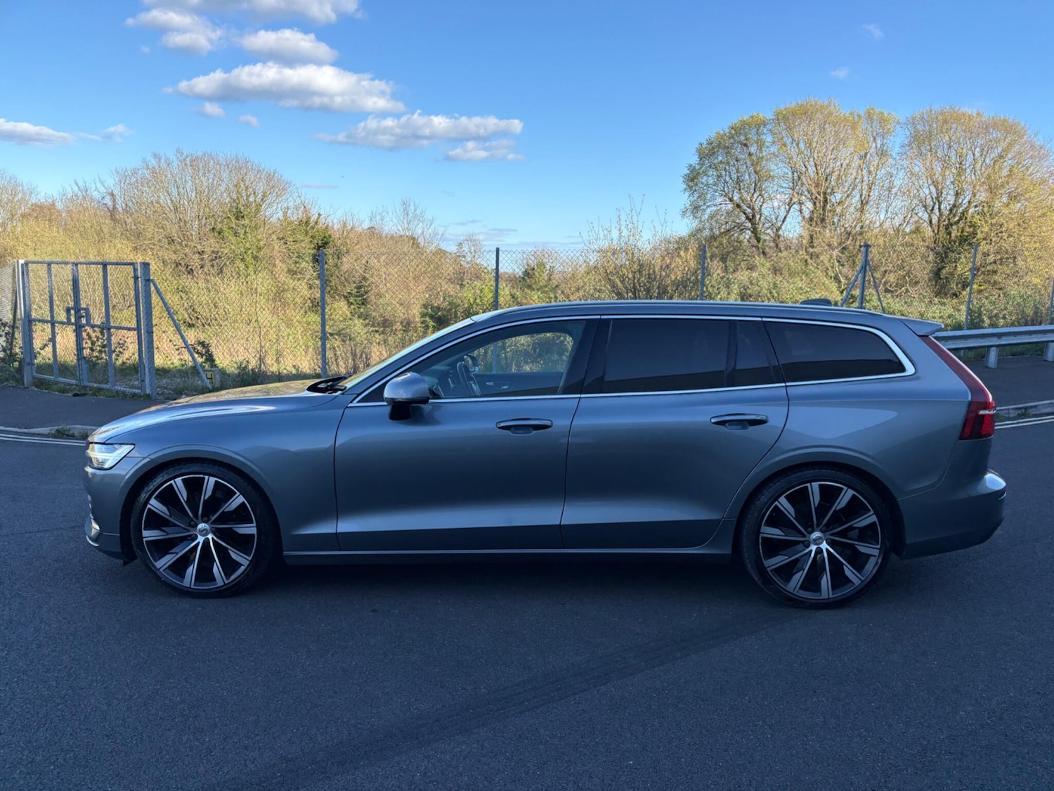 Used Volvo V60 2019 for sale - 78086117: Photo 47
