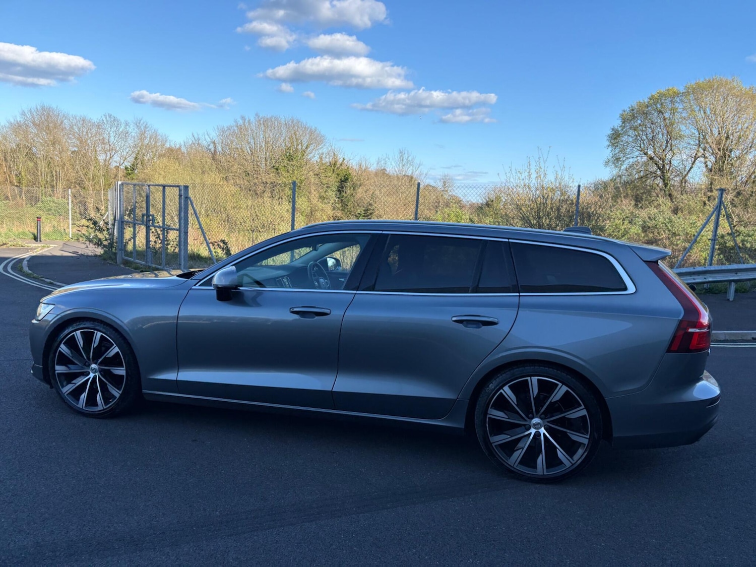 Used Volvo V60 2019 for sale - 78086117: Photo 49