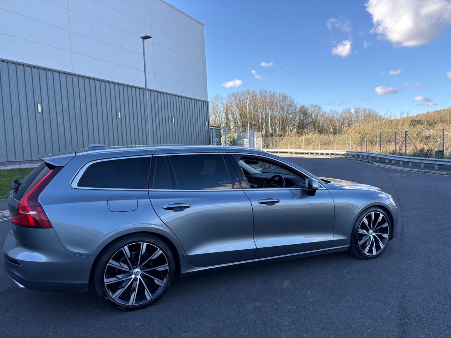 Used Volvo V60 2019 for sale - 78086117: Photo 68