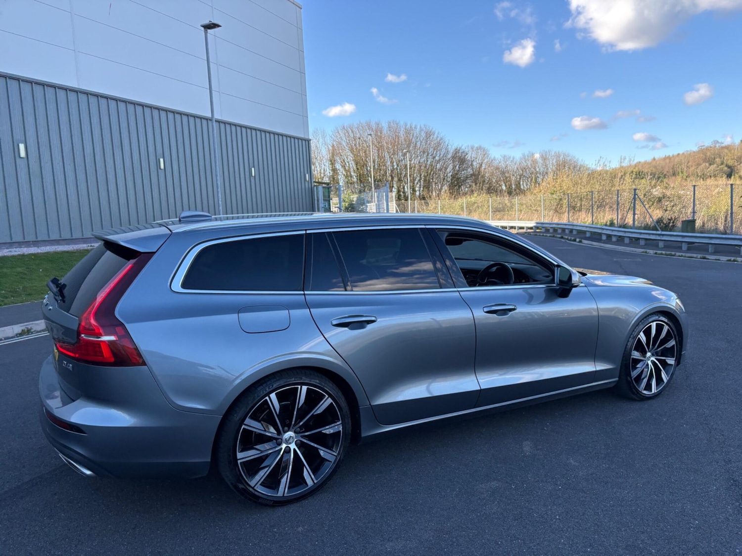 Used Volvo V60 2019 for sale - 78086117: Photo 71