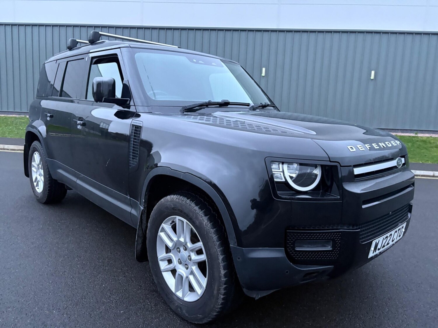 Used Land Rover Defender 110 2022 for sale - 77267911: Photo 32