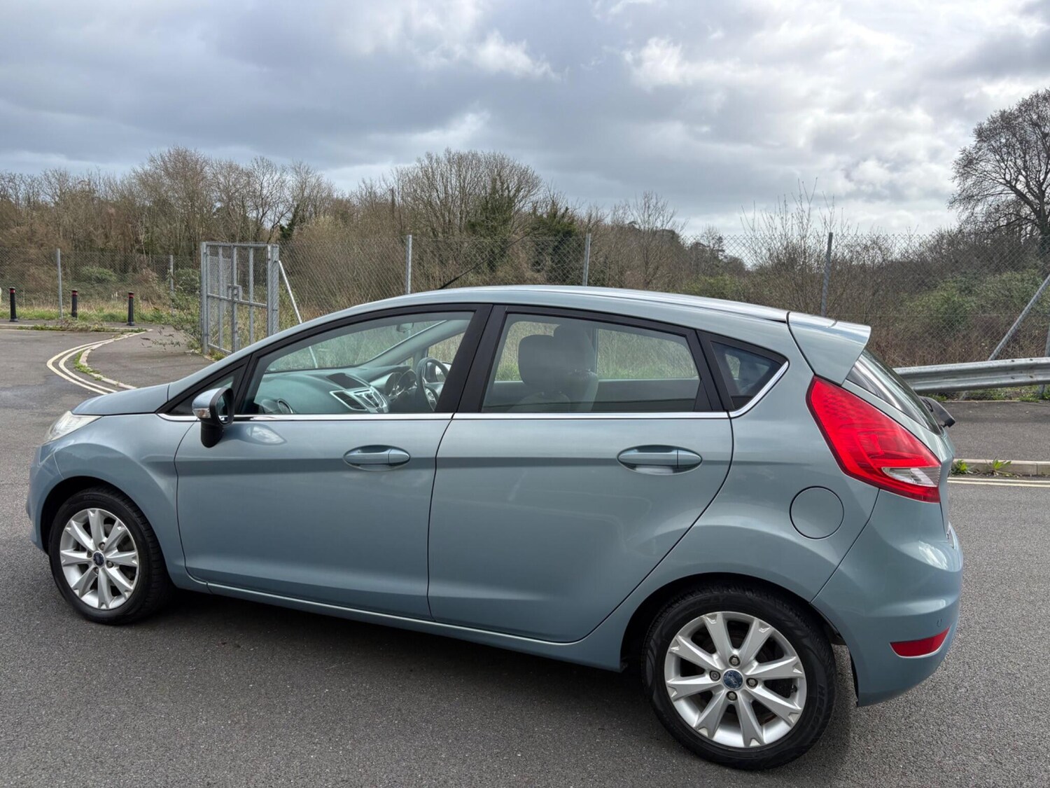 Used Ford Fiesta 2009 for sale - 77909081: Photo 39