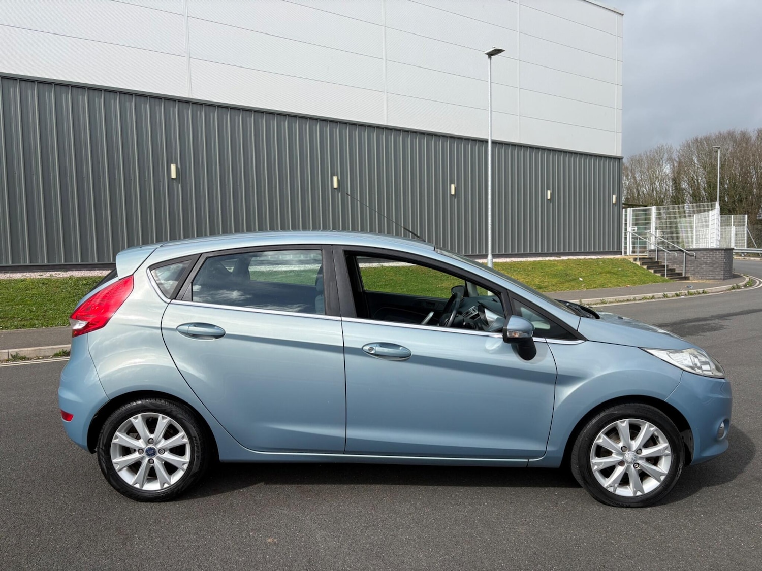 Used Ford Fiesta 2009 for sale - 77909081: Photo 7