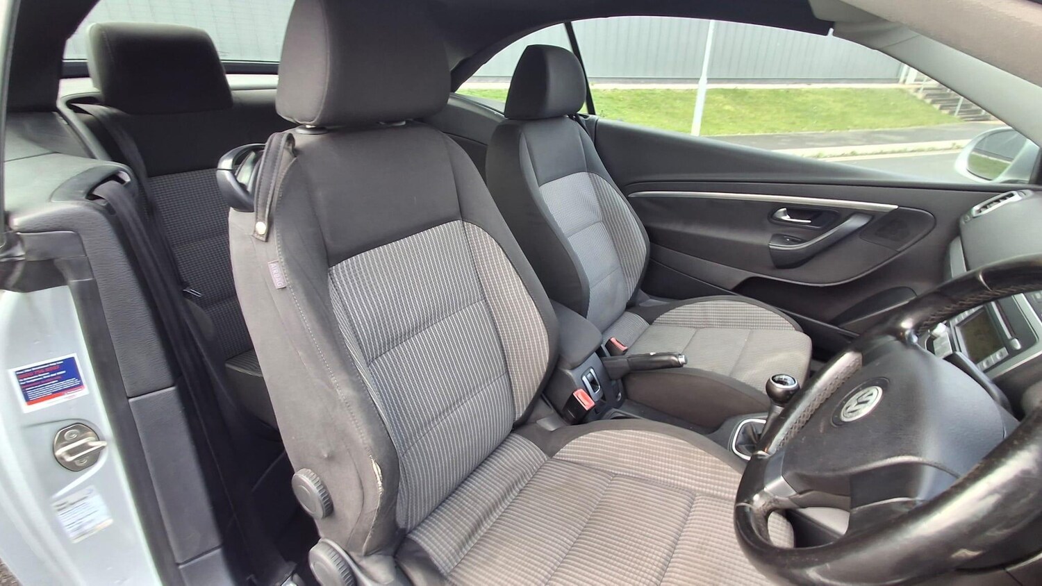 Used Volkswagen EOS 2007 for sale - 76865962: Photo 38