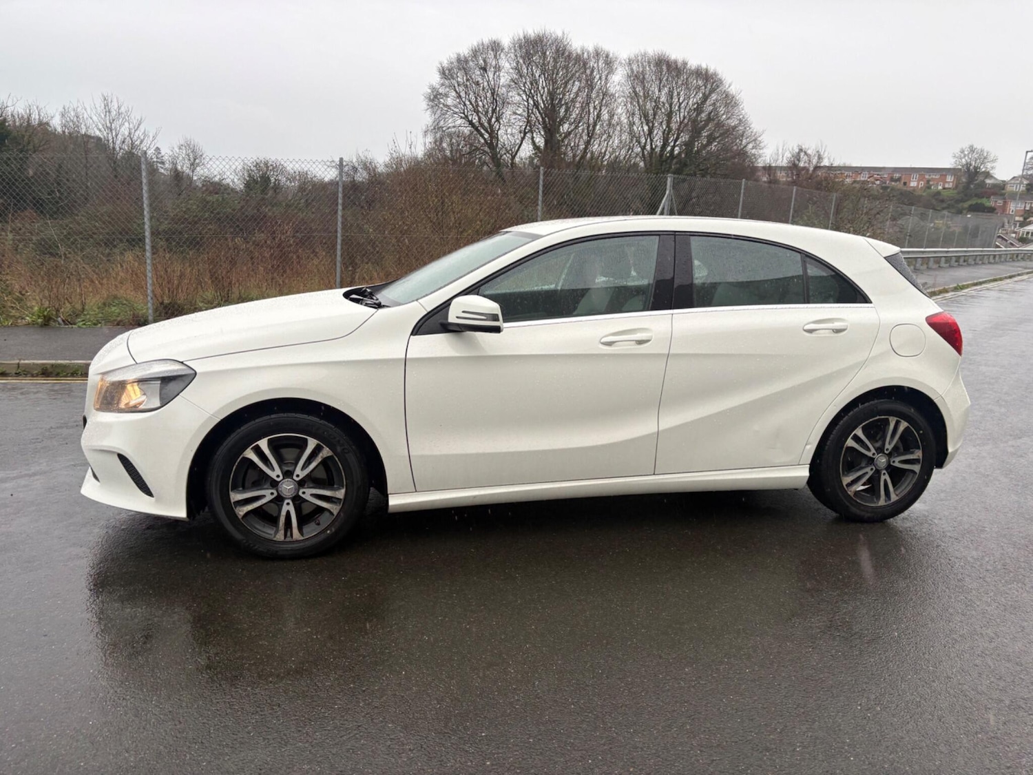 Used Mercedes-Benz A-Class 2015 for sale - 77143161: Photo 13