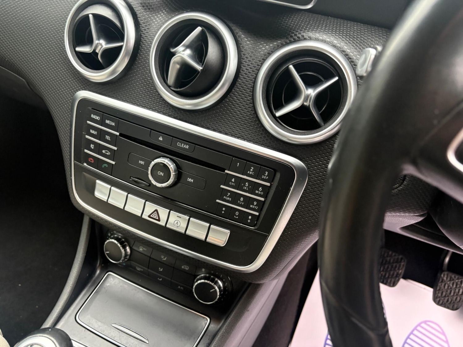 Used Mercedes-Benz A-Class 2015 for sale - 77143161: Photo 26