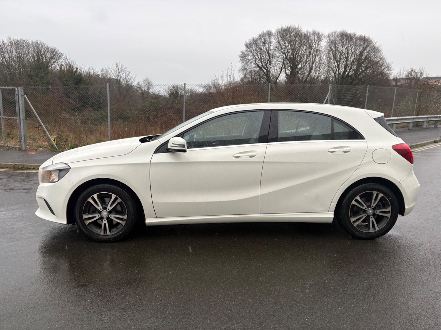Used Mercedes-Benz A-Class 2015 for sale - 77143161: Photo 6