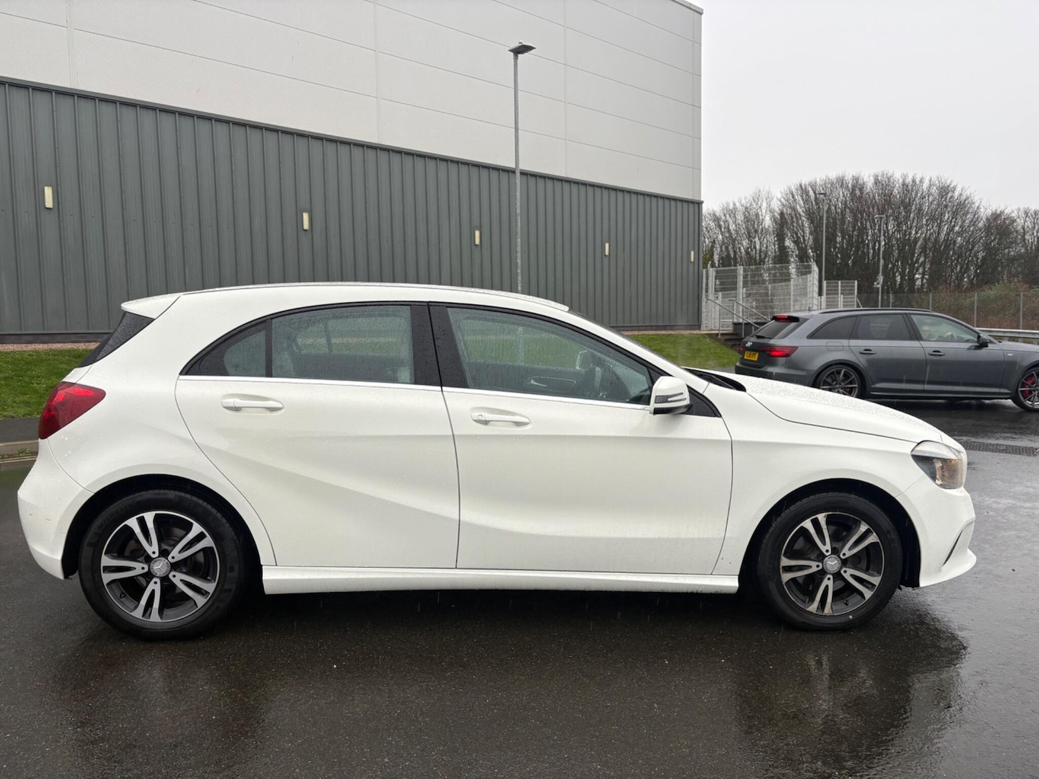 Used Mercedes-Benz A-Class 2015 for sale - 77143161: Photo 8