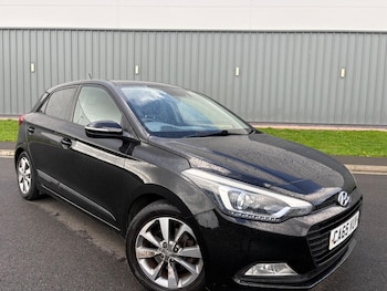 Used Hyundai i20 2016 for sale - 76865561: Photo