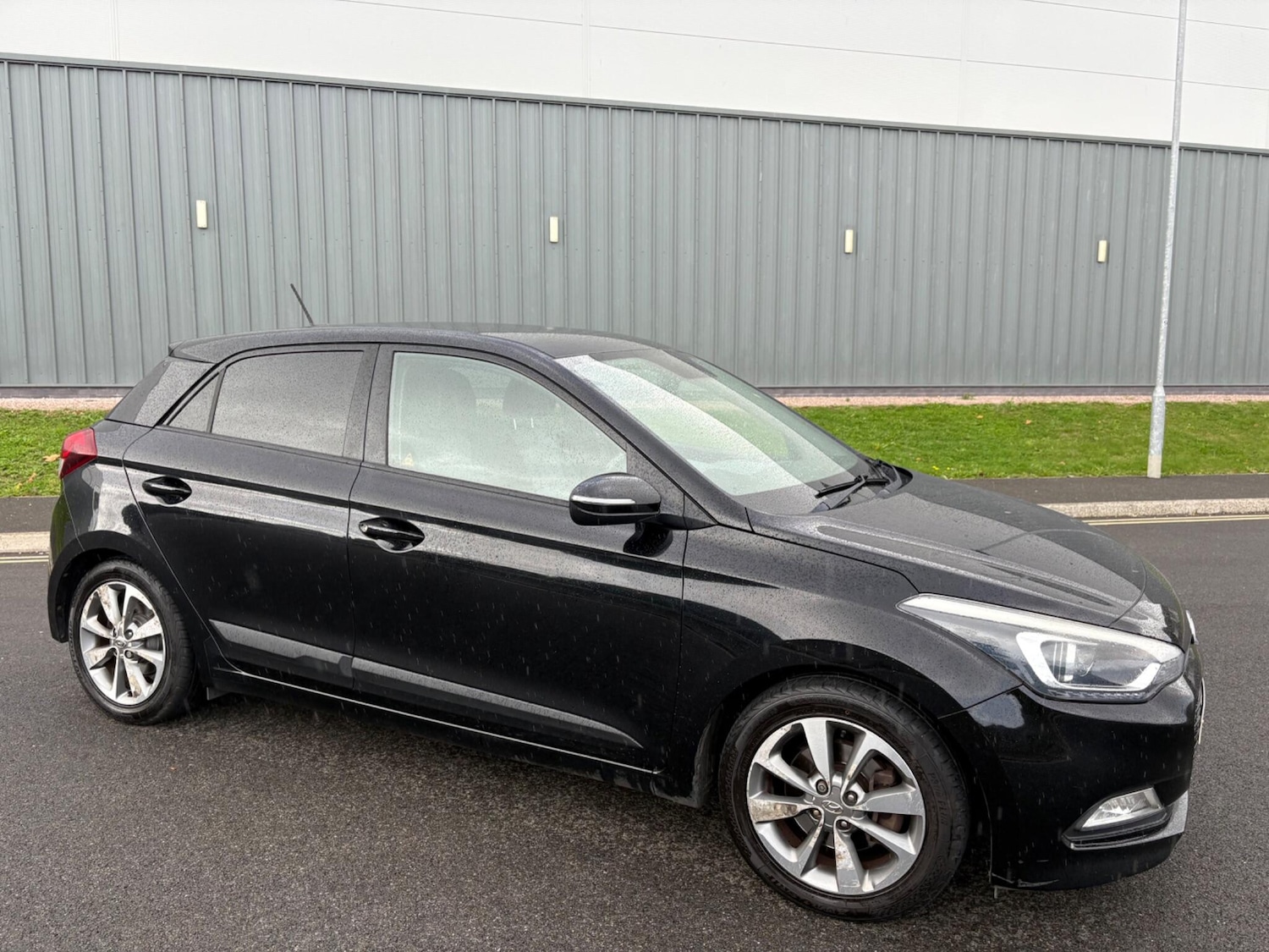 Used Hyundai i20 2016 for sale - 76865561: Photo 26