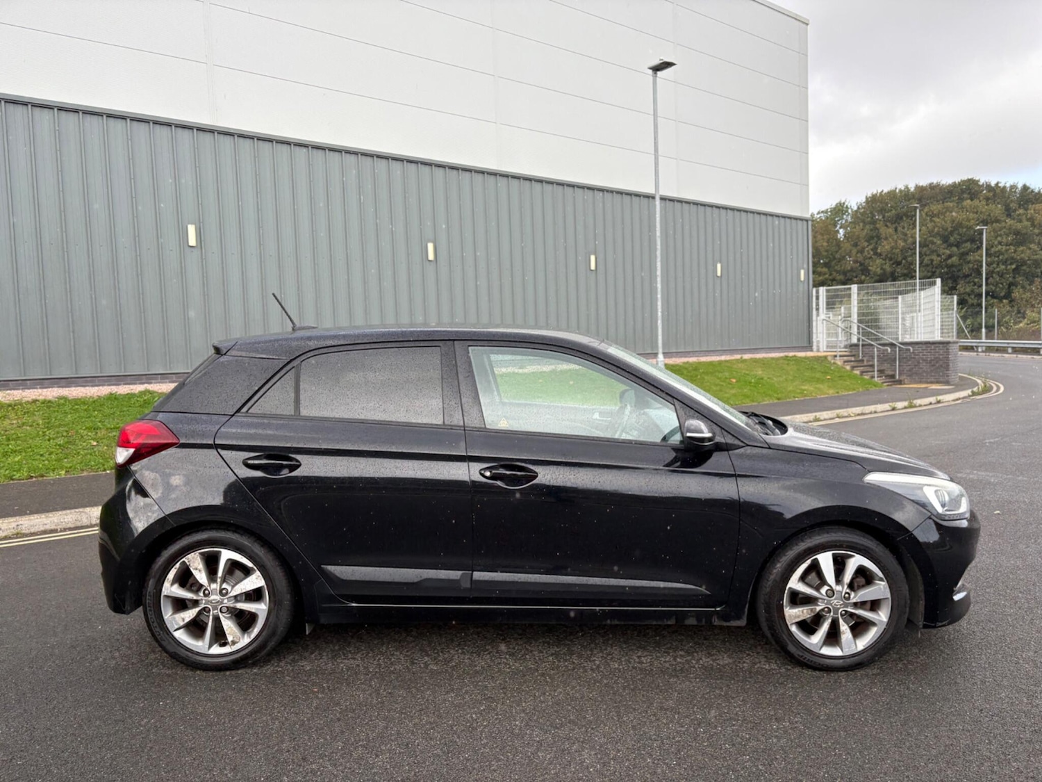 Used Hyundai i20 2016 for sale - 76865561: Photo 27