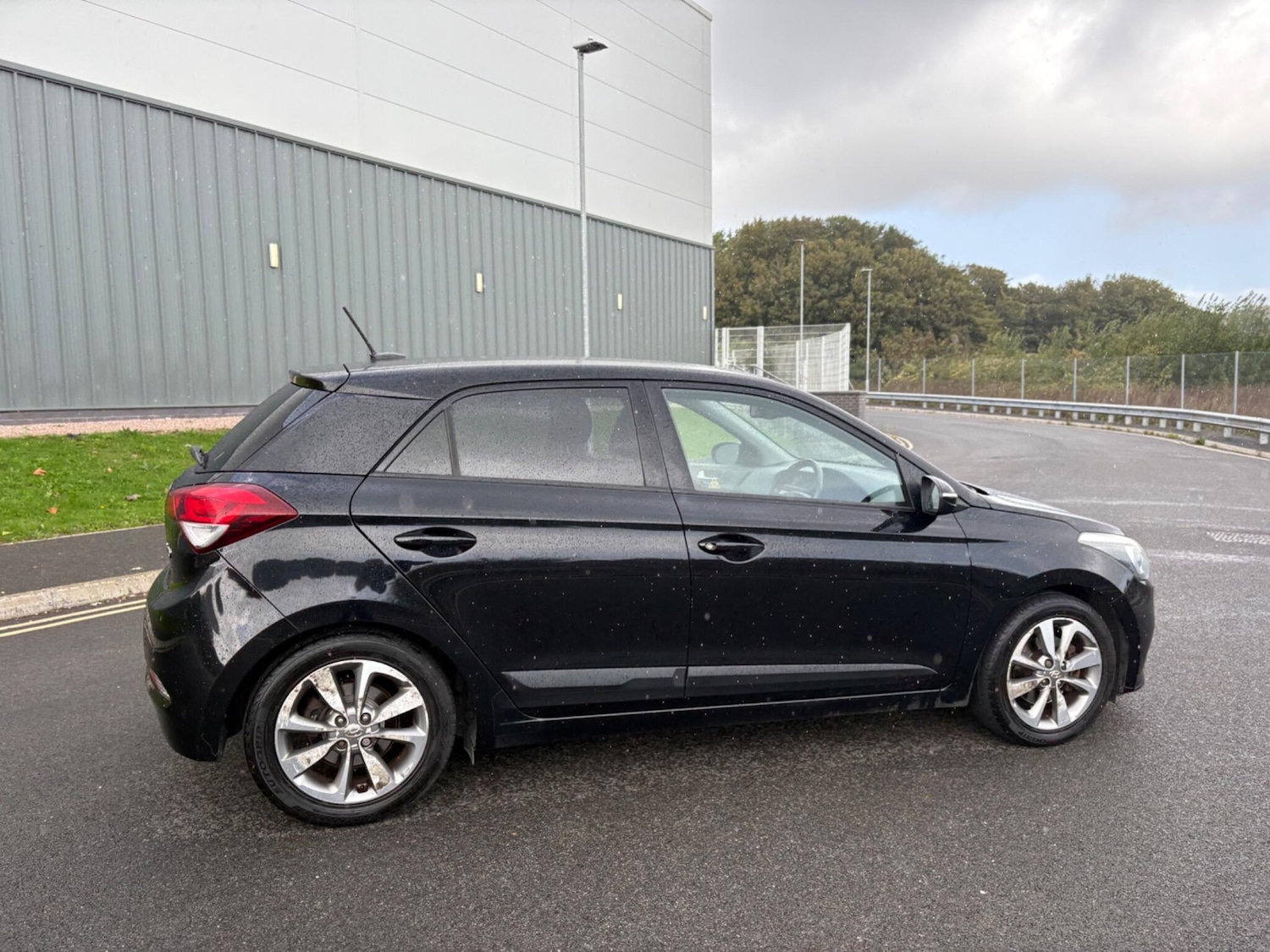 Used Hyundai i20 2016 for sale - 76865561: Photo 28