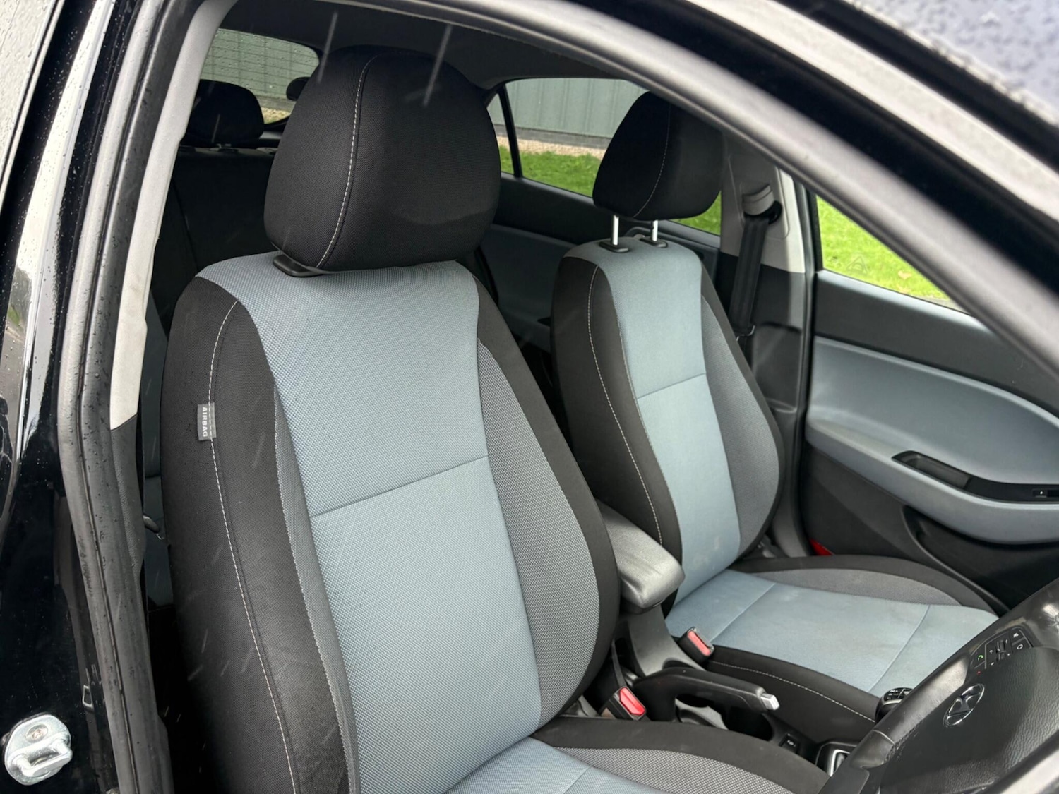 Used Hyundai i20 2016 for sale - 76865561: Photo 40