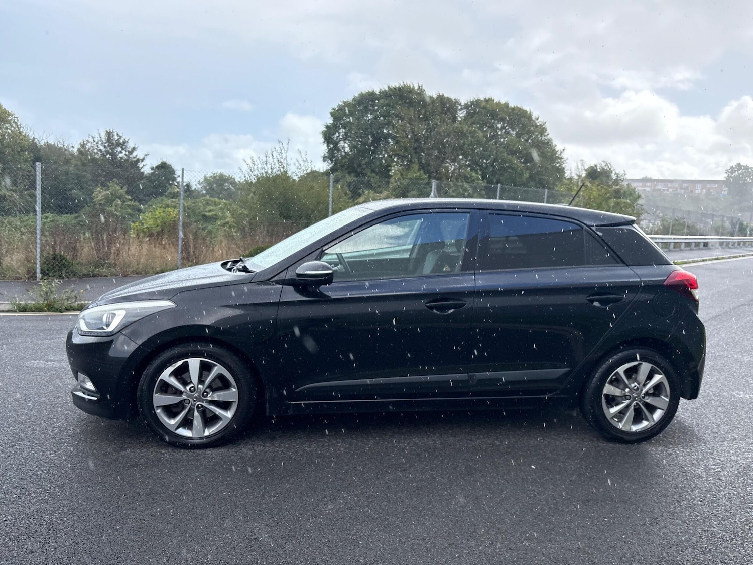 Used Hyundai i20 2016 for sale - 76865561: Photo 5