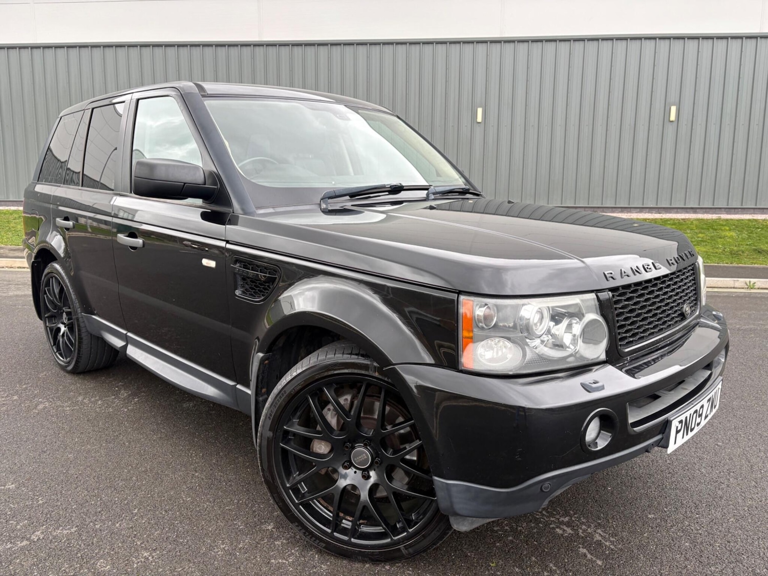 Used Land Rover Range Rover Sport for sale - 77410860: Photo 1