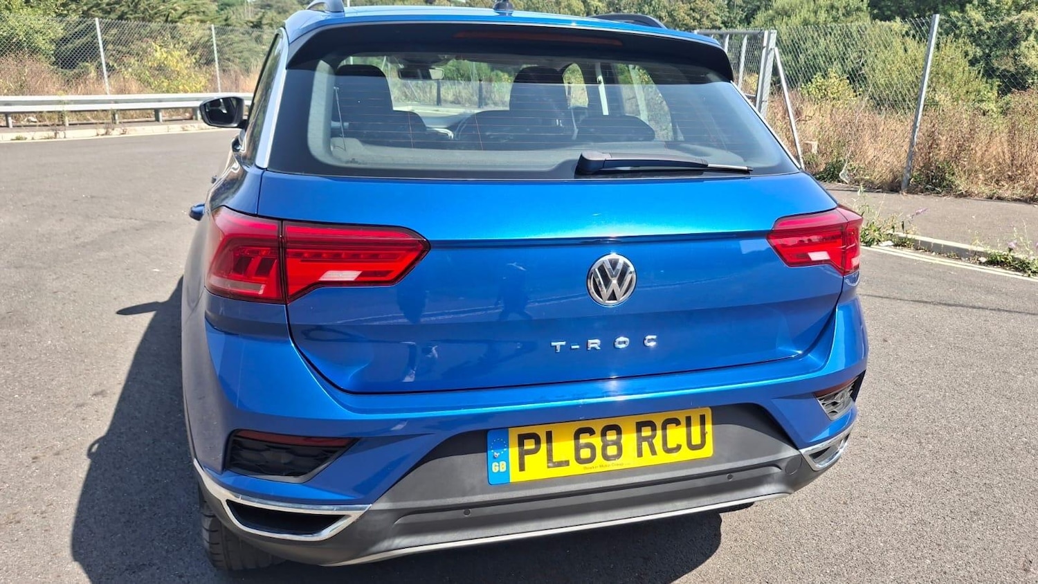 Used Volkswagen T-Roc 2018 for sale - 76865655: Photo 12