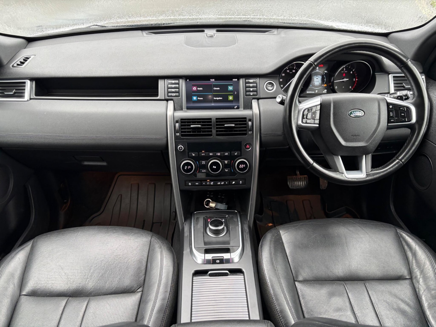 Used Land Rover Discovery Sport 2019 for sale - 77455117: Photo 2