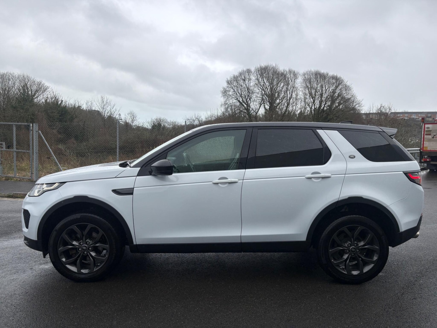 Used Land Rover Discovery Sport 2019 for sale - 77455117: Photo 4