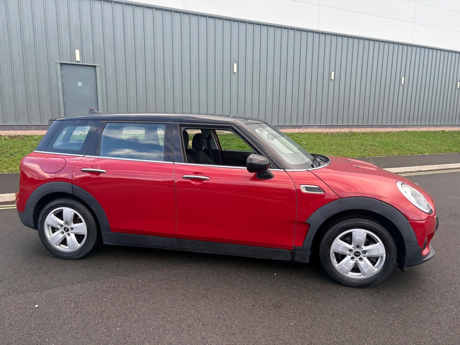 Used MINI Clubman 2016 for sale - 76865600: Photo 11