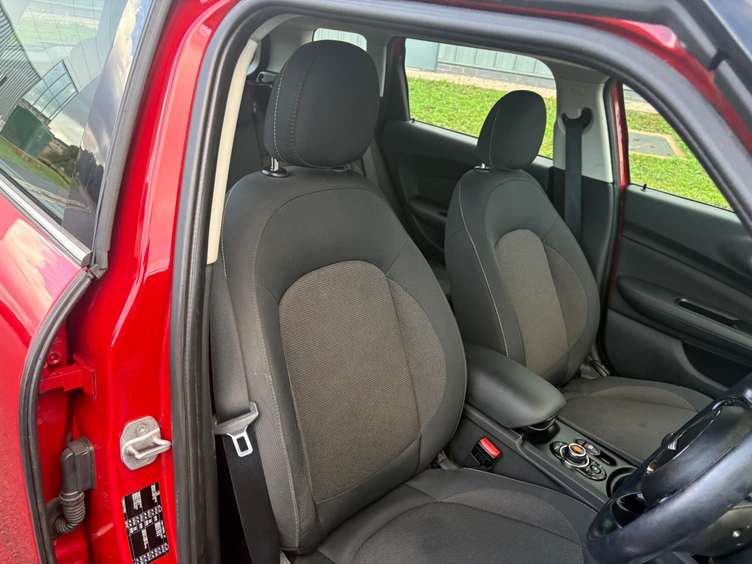 Used MINI Clubman 2016 for sale - 76865600: Photo 32