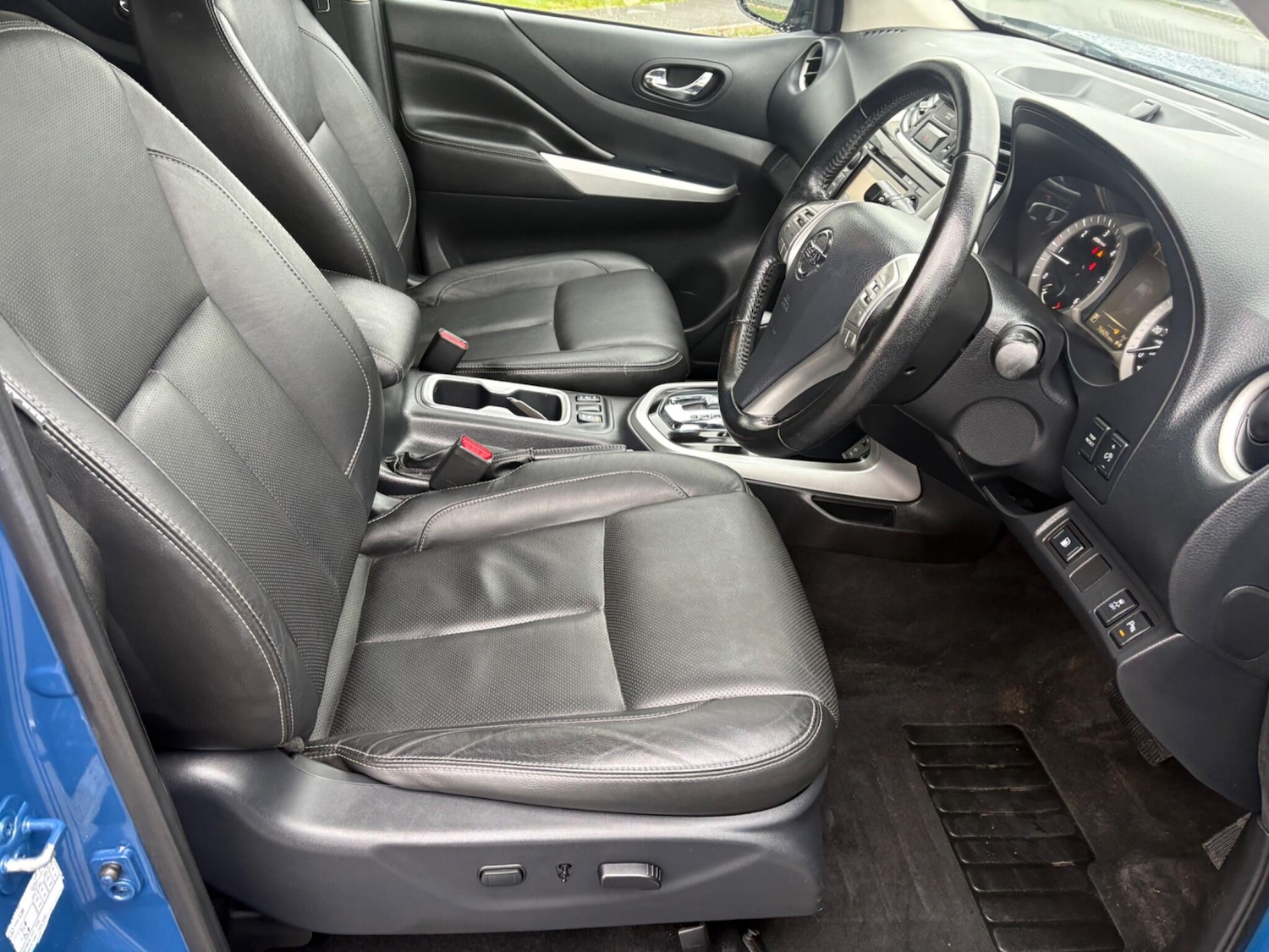 Used Nissan Navara 2018 for sale - 77455076: Photo 15