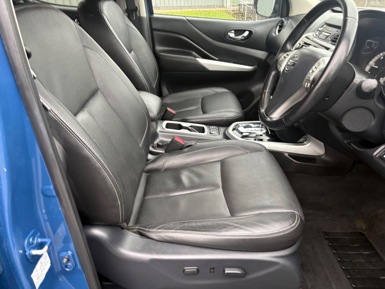 Used Nissan Navara 2018 for sale - 77455076: Photo 18