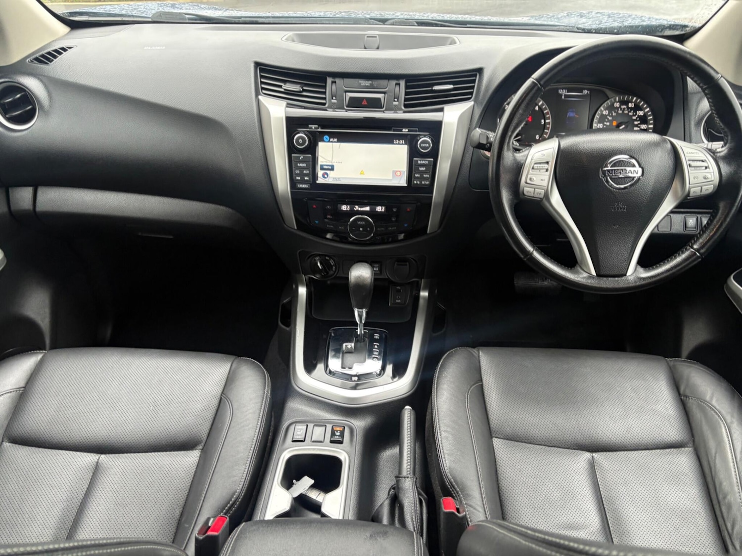 Used Nissan Navara 2018 for sale - 77455076: Photo 2