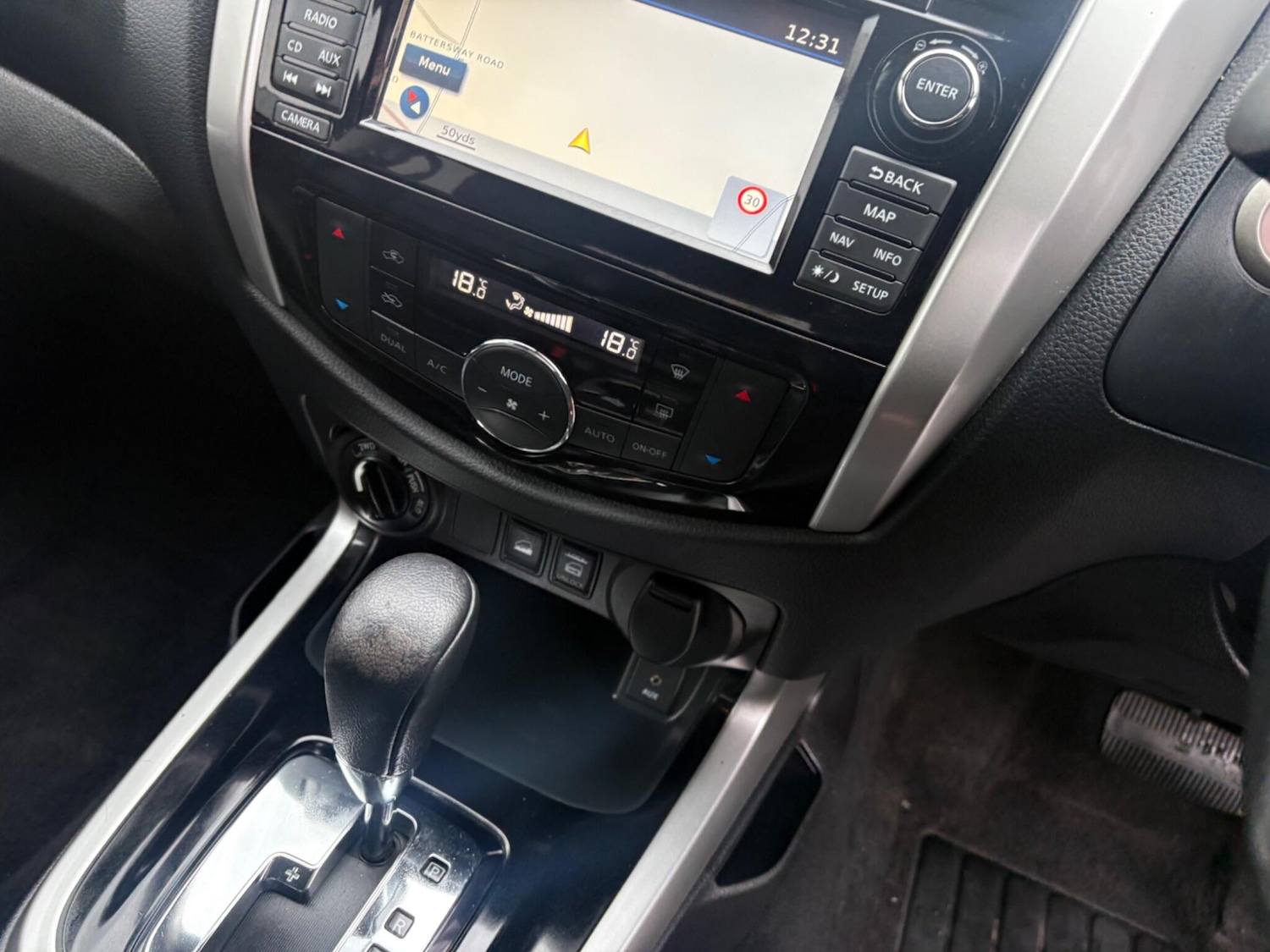 Used Nissan Navara 2018 for sale - 77455076: Photo 24