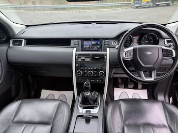 Used Land Rover Discovery Sport 2016 for sale - 77784140: Photo