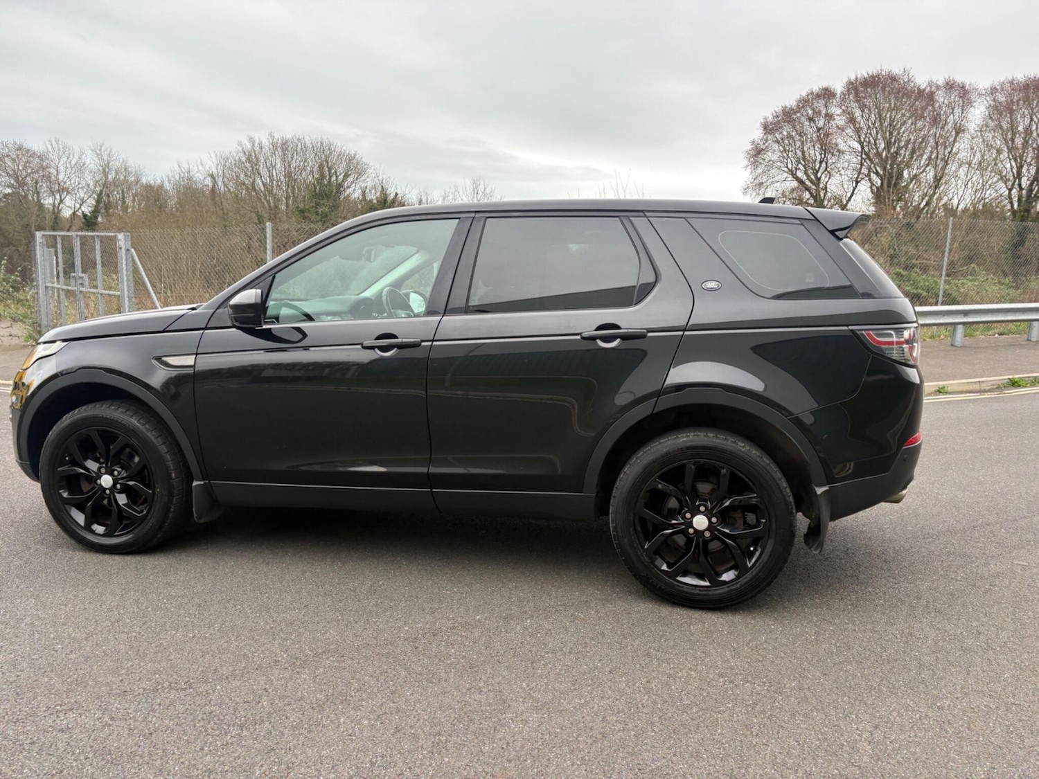 Used Land Rover Discovery Sport for sale - 77784140: Photo 34