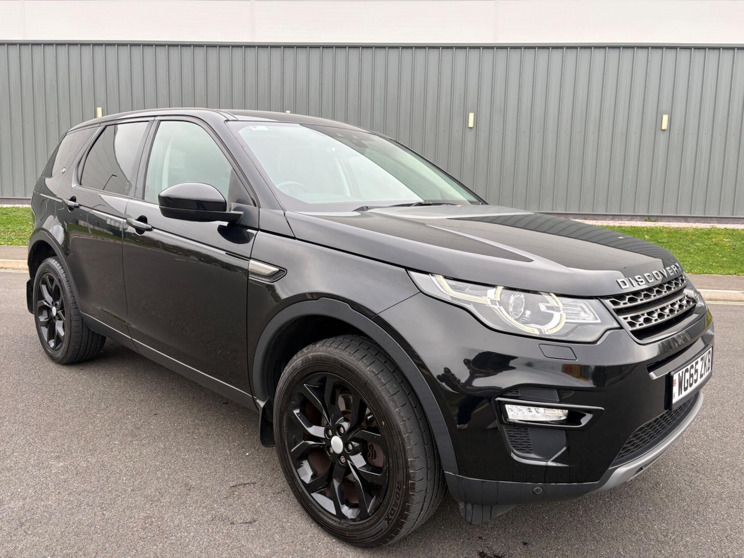 Used Land Rover Discovery Sport for sale - 77784140: Photo 44